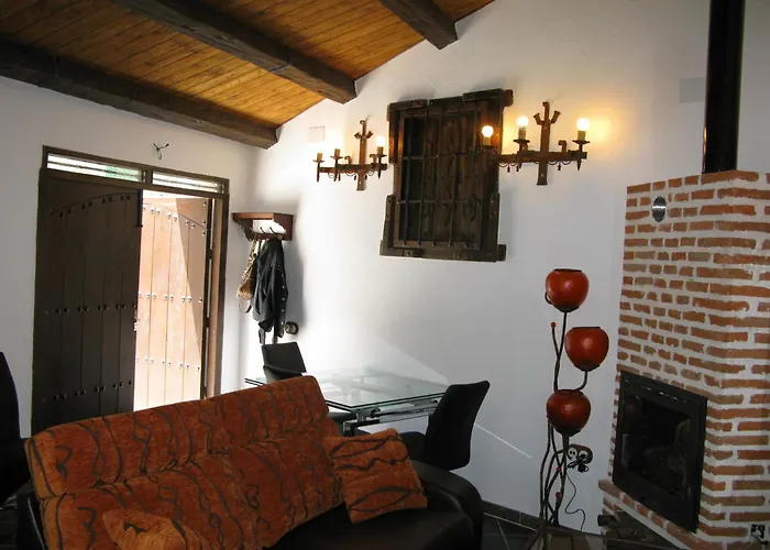 Casa De Cucu Navaluenga