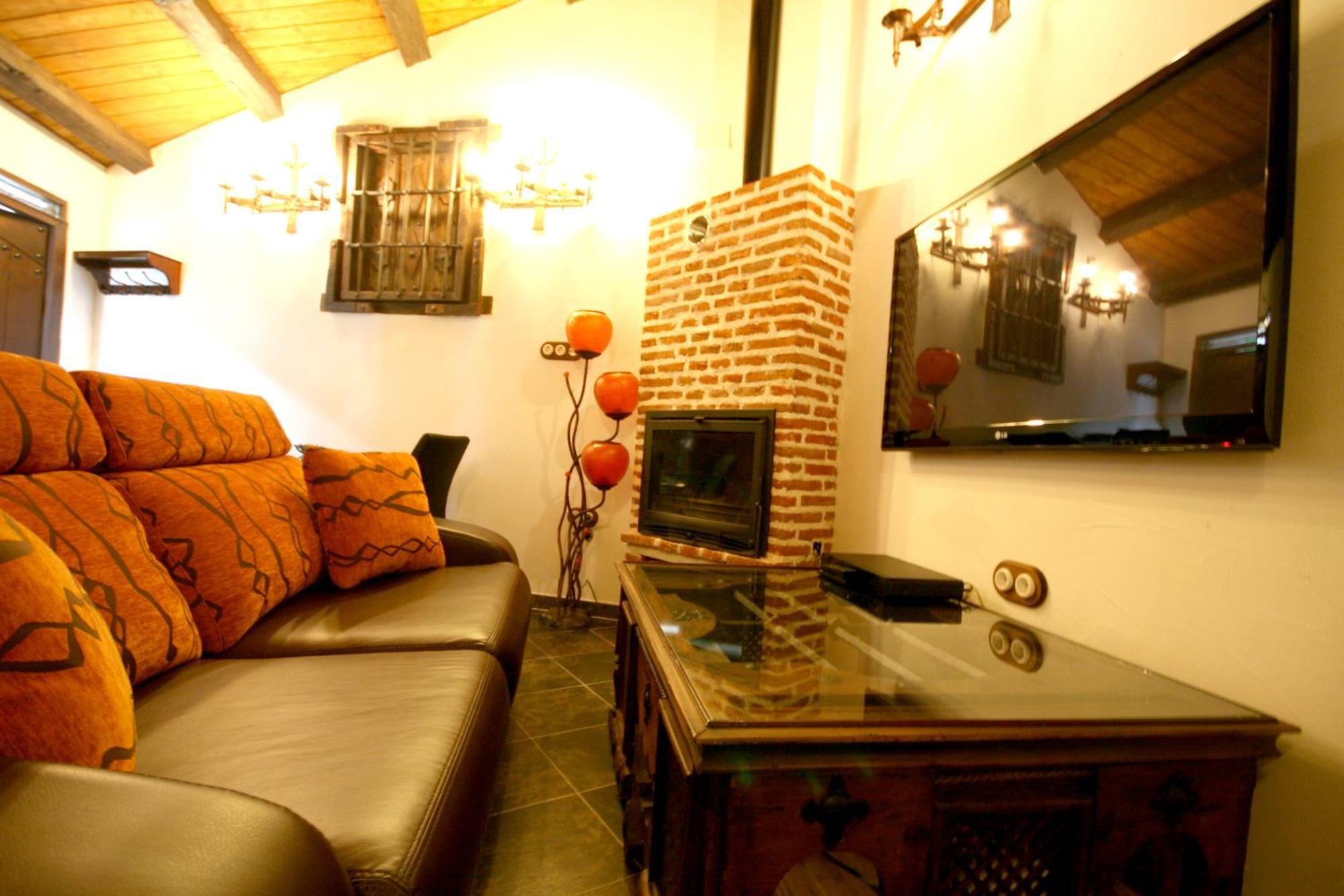 Holiday home Casa De Cucu Navaluenga